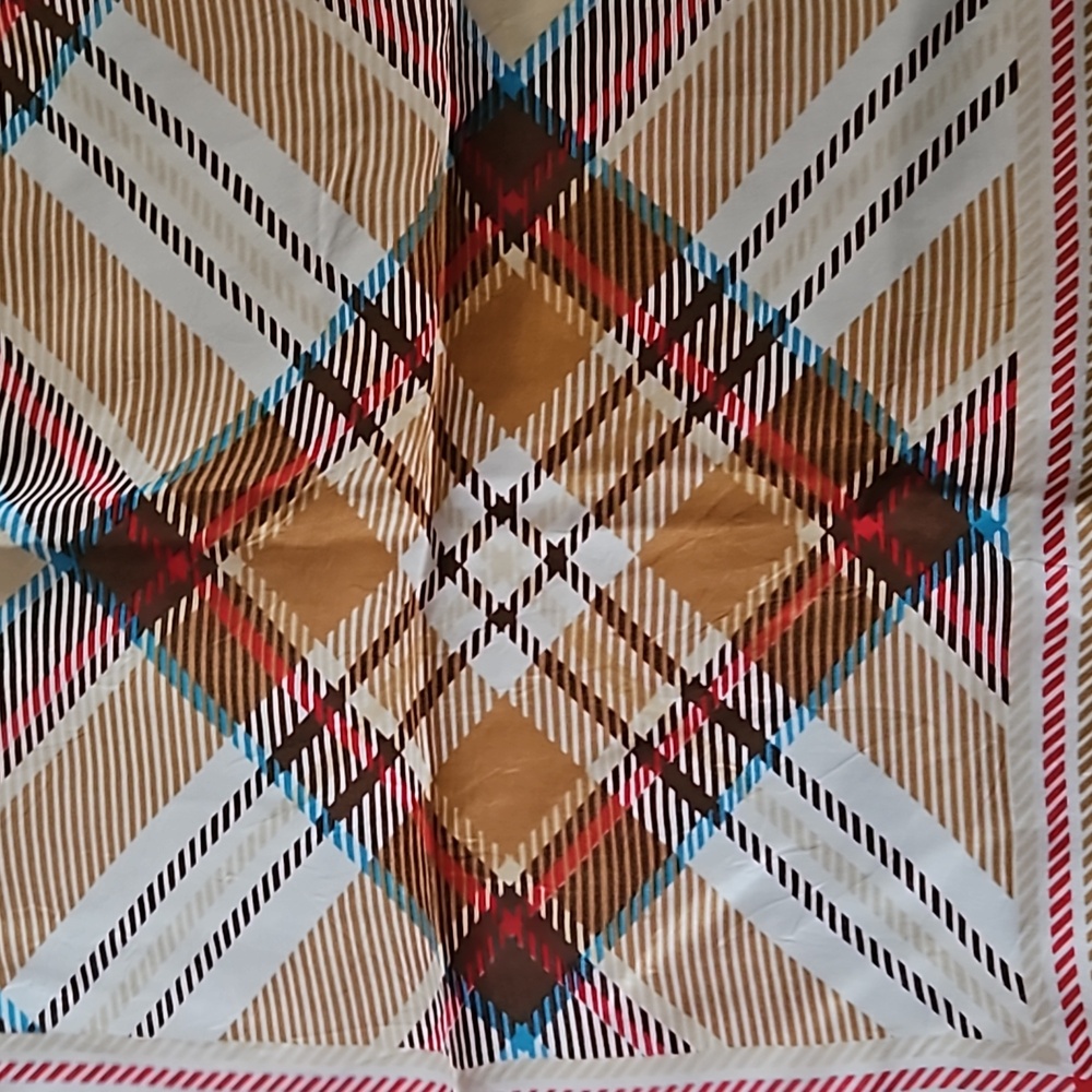 Vintage Square Plaid Scarf - Picture 6 of 7